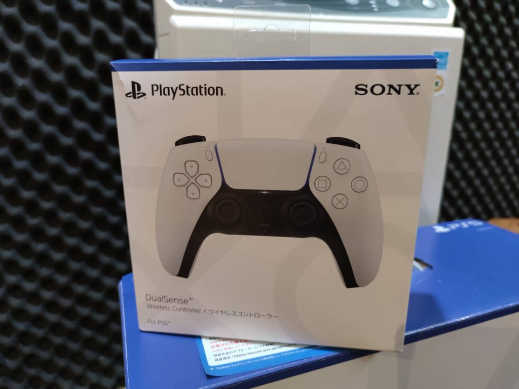 จอย DualSense wireless controller ของ PlayStation 5