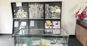 ร้านการ์ดที่ญี่ปุ่น เพิ่งเปิดได้ไม่นาน ถูกขโมยการ์ด Pokemon กว่า 600 ใบ!