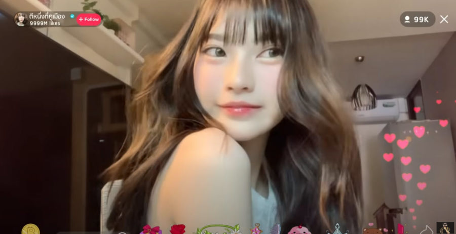 น้องพั้นรักแมว
