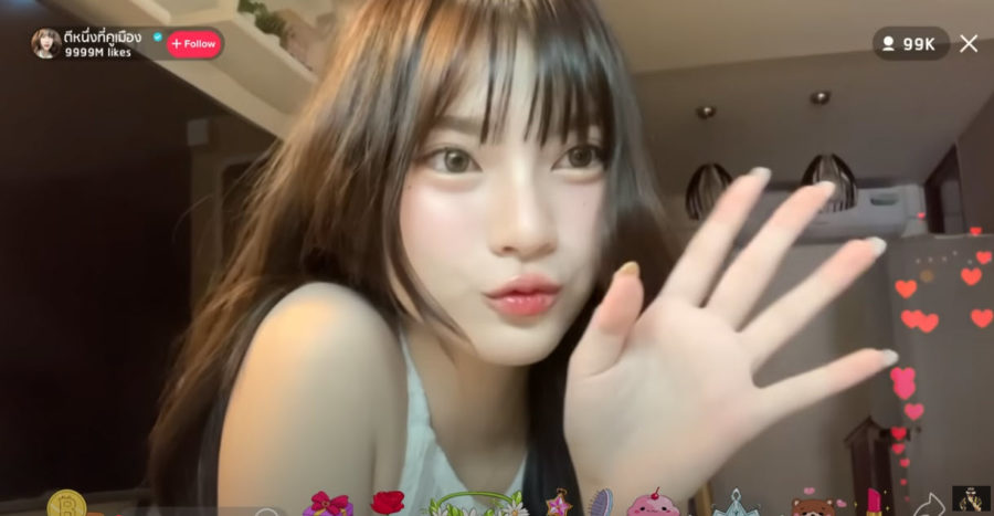 น้องพั้นรักแมว