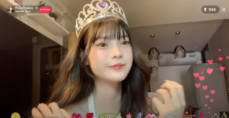 น้องพั้นรักแมว