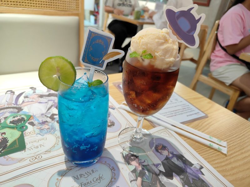 NIJISANJI EN x FanFans Cafe Thailand คาเฟ่ธีม “Mystic Aroma Café”